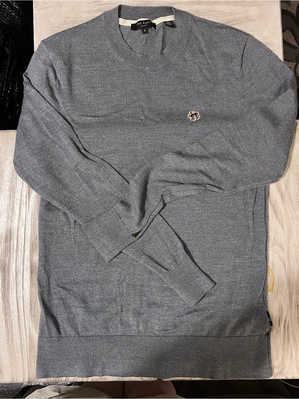 Ted Baker London Mens Size 3 Gray 100% Wool Crewneck Sweater Floral Logo